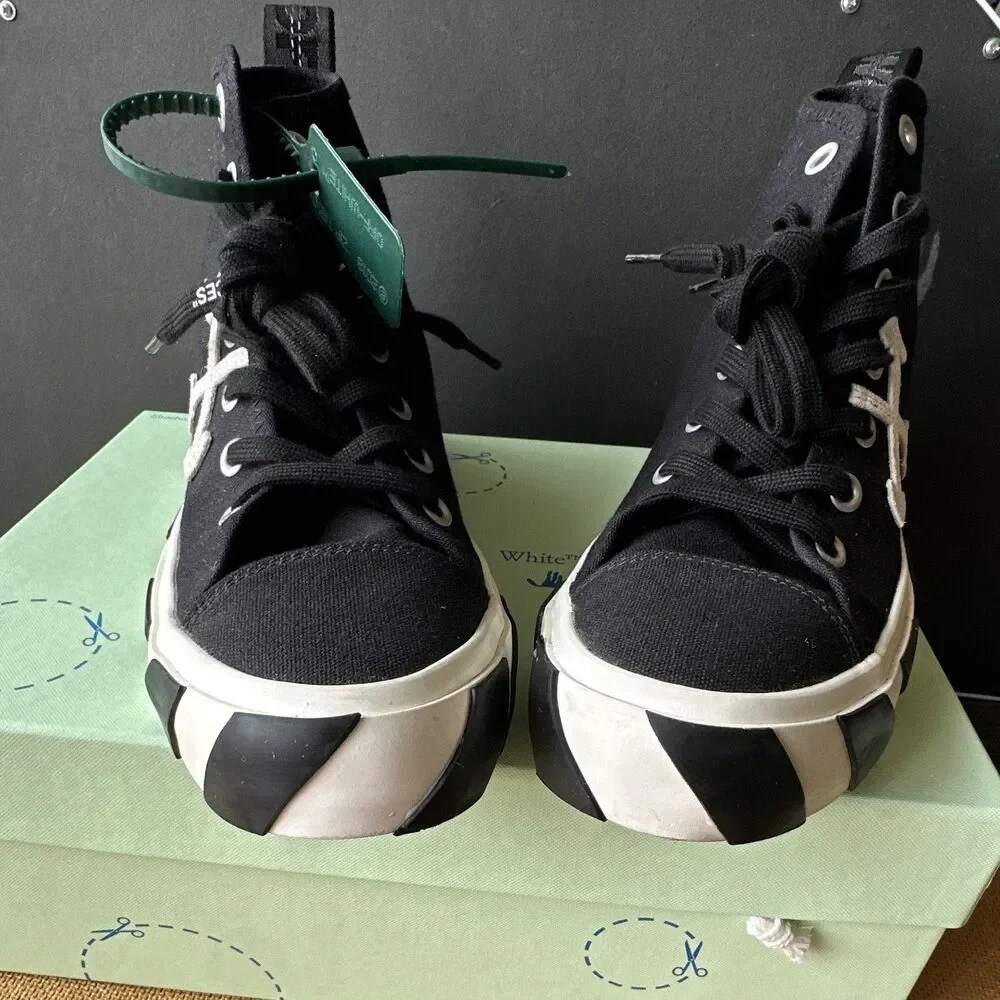 Off-White Vulc Sneaker Mid White/Black Canvas High-Top Lace-Up OMIA119C 41/8